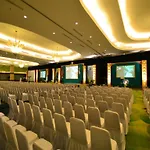 Ipb Convention Hotel Botani Square